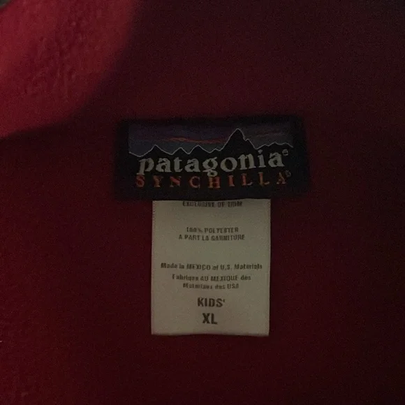 Like new! Patagonia Red Synchilla Fleece Kids XL - Picture 4 of 5